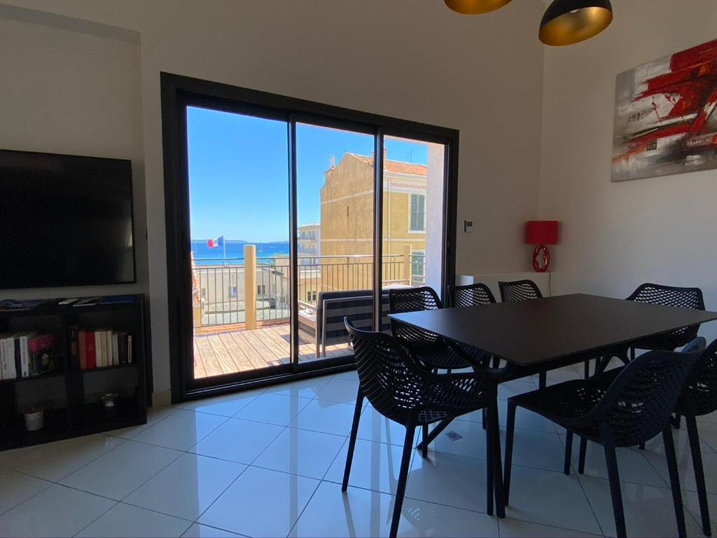 Residence Le Provence Le Lavandou Exterior photo