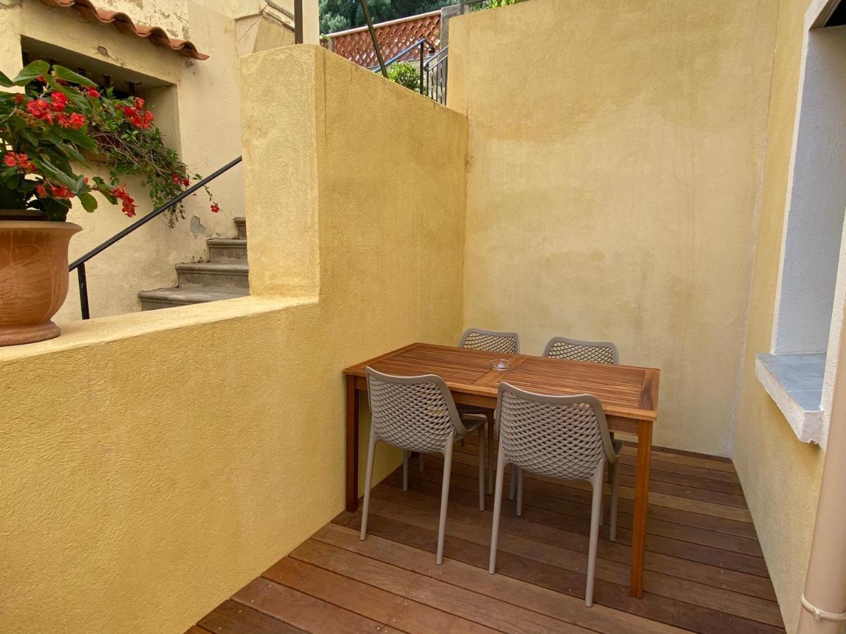 Residence Le Provence Le Lavandou Exterior photo