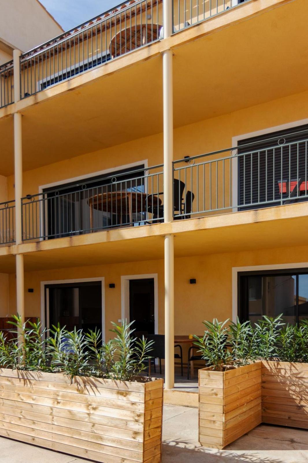 Residence Le Provence Le Lavandou Exterior photo